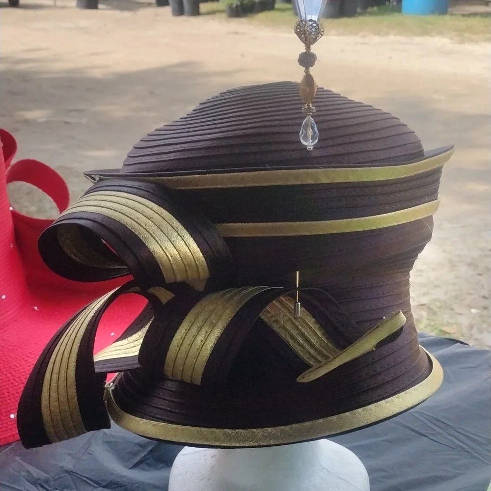 Hat - Picture 1 of 3